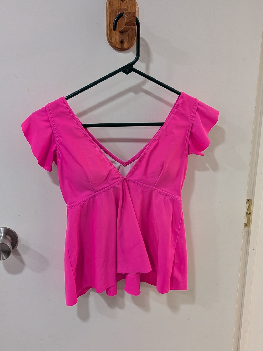 V-Neck Flutter Sleeve Swim Top — Hot Pink